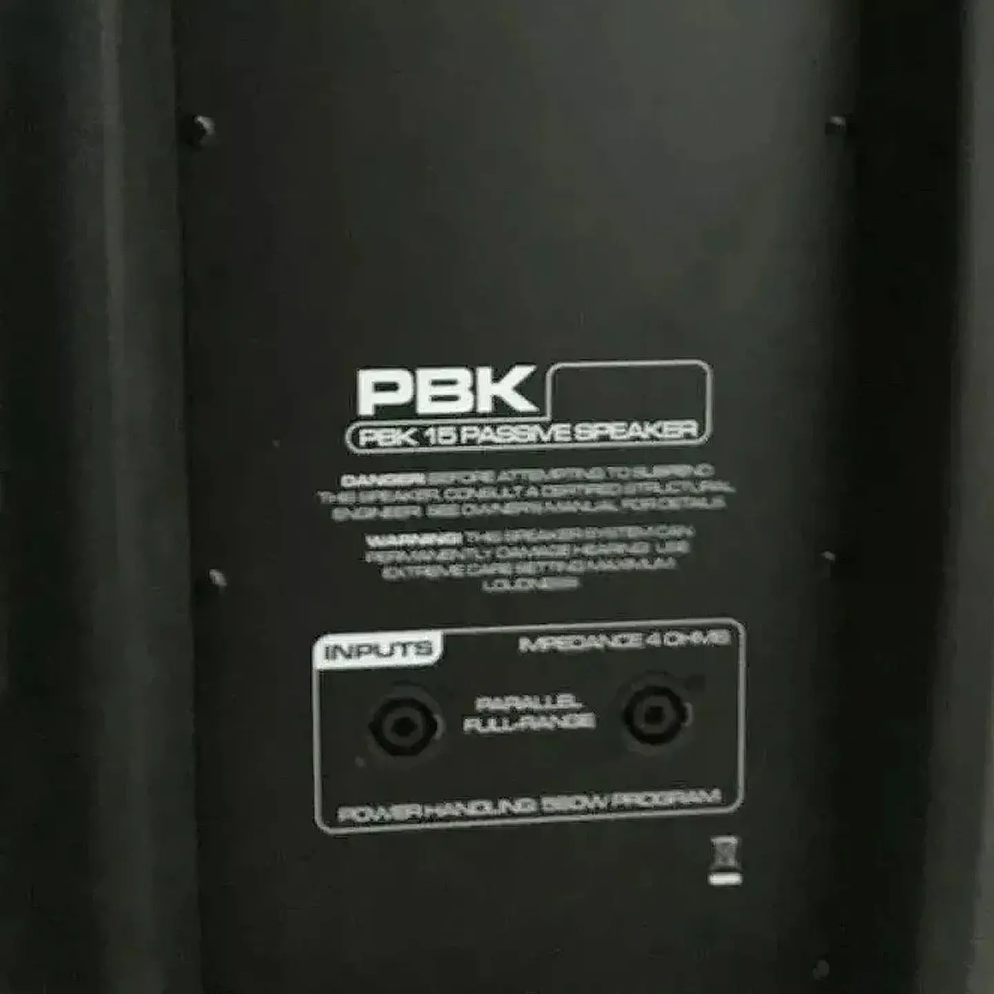 PARLANTE PASIVO 15' PEAVEY PBK-15 4