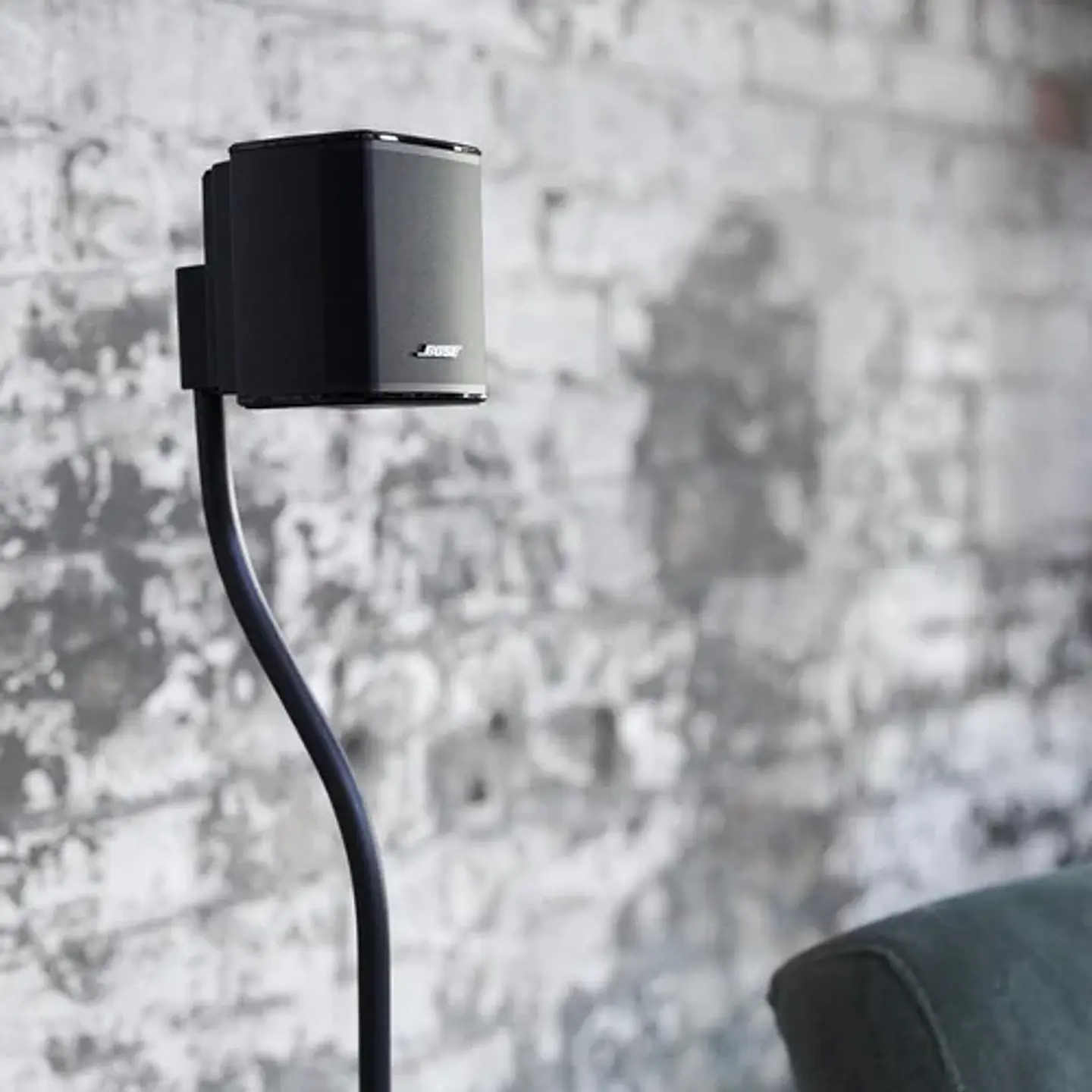 BOSE SURROUND SPEAKERS NEGRO 4