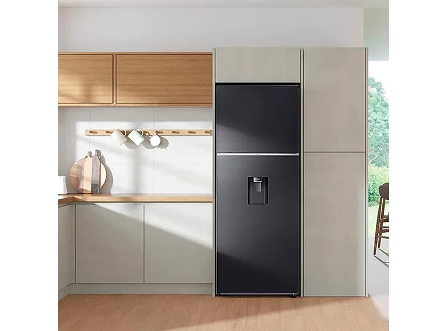 REFRIGERADOR SAMSUNG TOP MOUNT FREEZER NO FROST 384 L RT38CG6720B1ZS BLACK WIFI 4