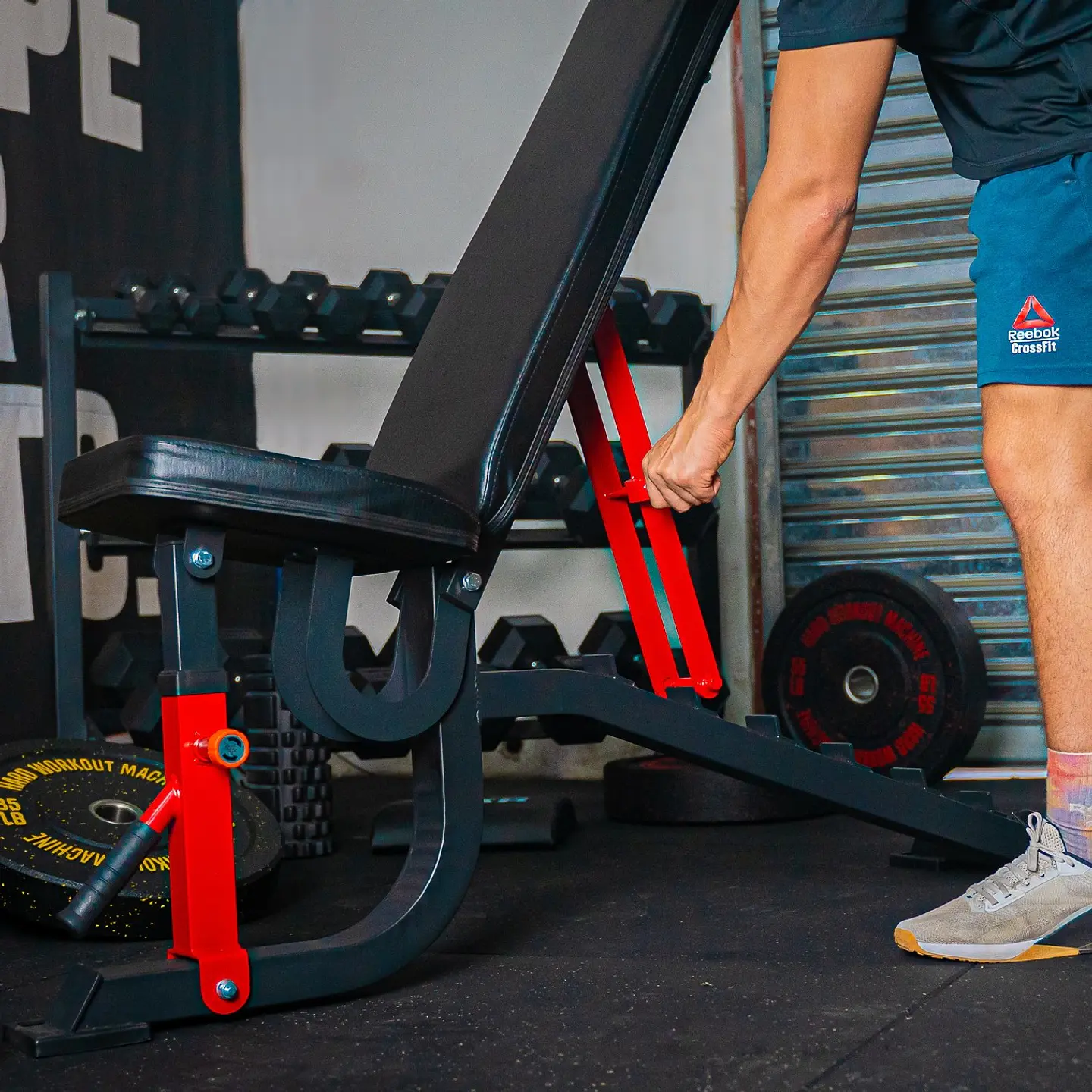 Banco Regulable Hell | HWM 8