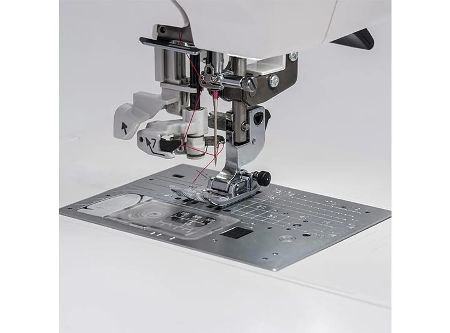 MÁQUINA DE COSER JANOME PROFESIONAL MEMORY CRAFT 9480QCP 7