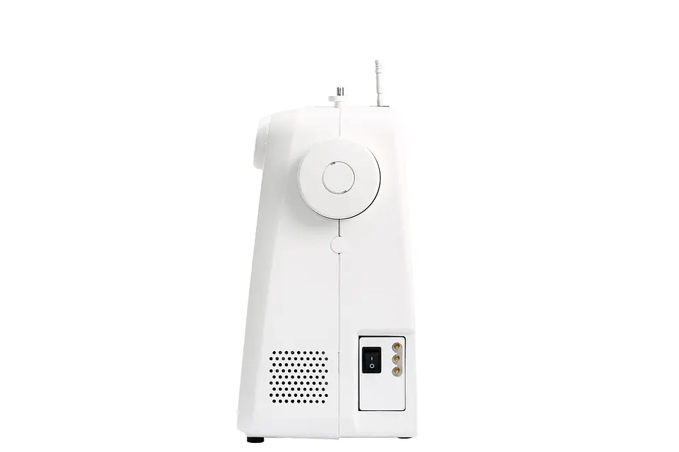 MAQUINA DE COSER 311 12