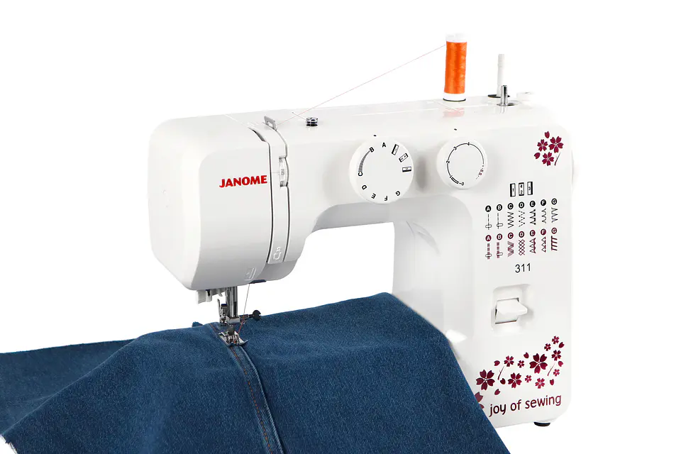 MAQUINA DE COSER 311 14