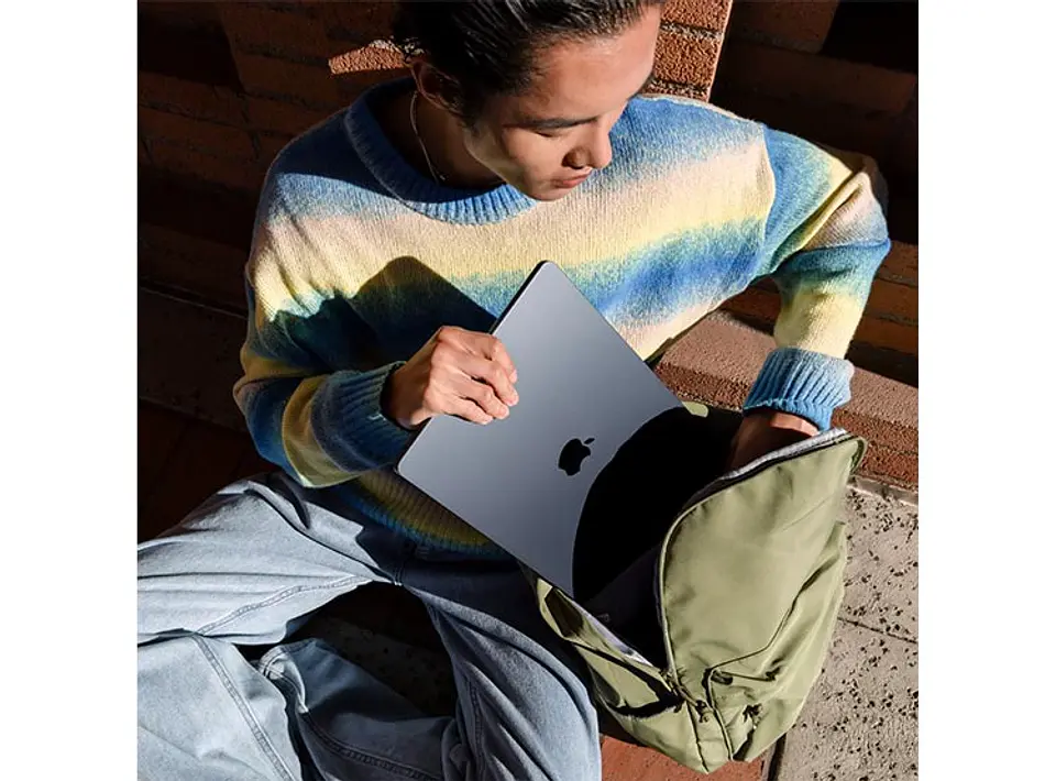 MACBOOK AIR M3 (CPU 8NUC Y GPU 10NUC) 16GB RAM 256GB SSD 15.3