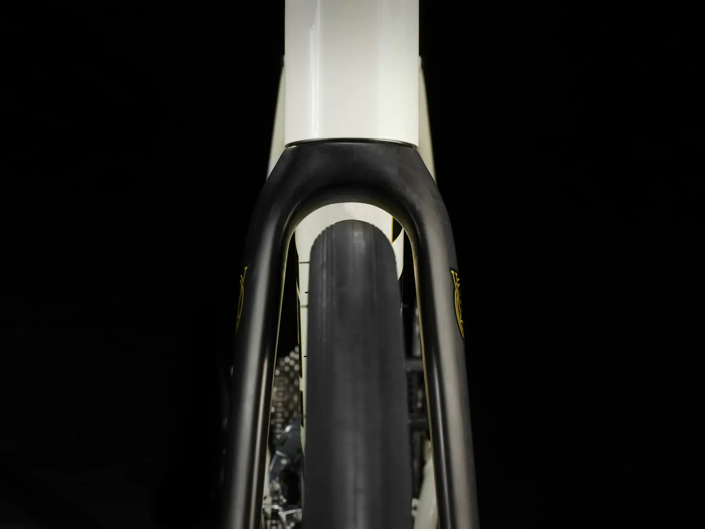 Bicicleta Ruta Trek Domane AL 4 Gen 4 Blanca 4