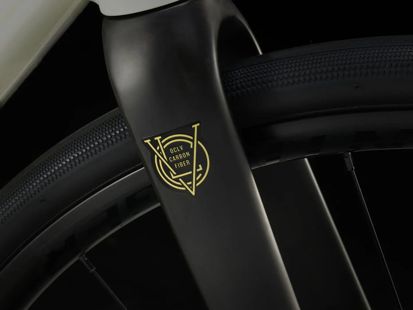 Bicicleta Ruta Trek Domane AL 4 Gen 4 Blanca 10