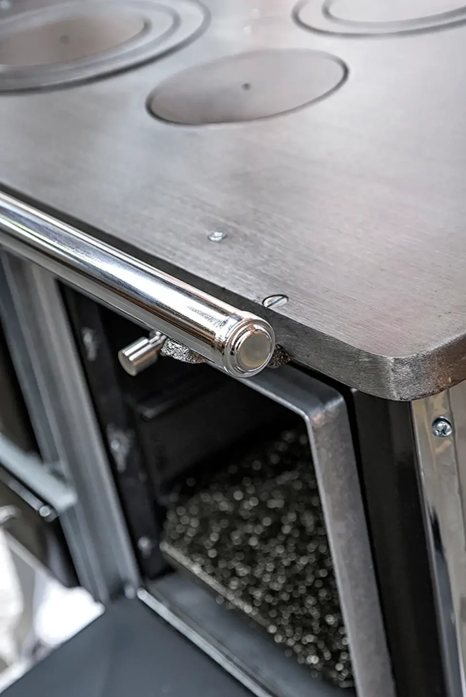 COCINA A LEÑA TRADICIONAL 90X56 NEGRA 3