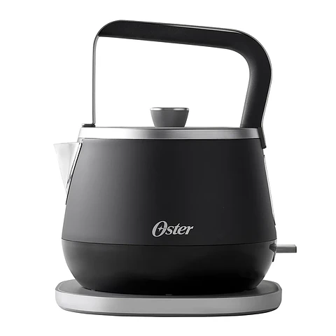 HERVIDOR ELÉCTRICO OSTER BVSTKT4510B-052 PREMIUM CON CAPACIDAD DE 1.5 LT BVSTKT4510B