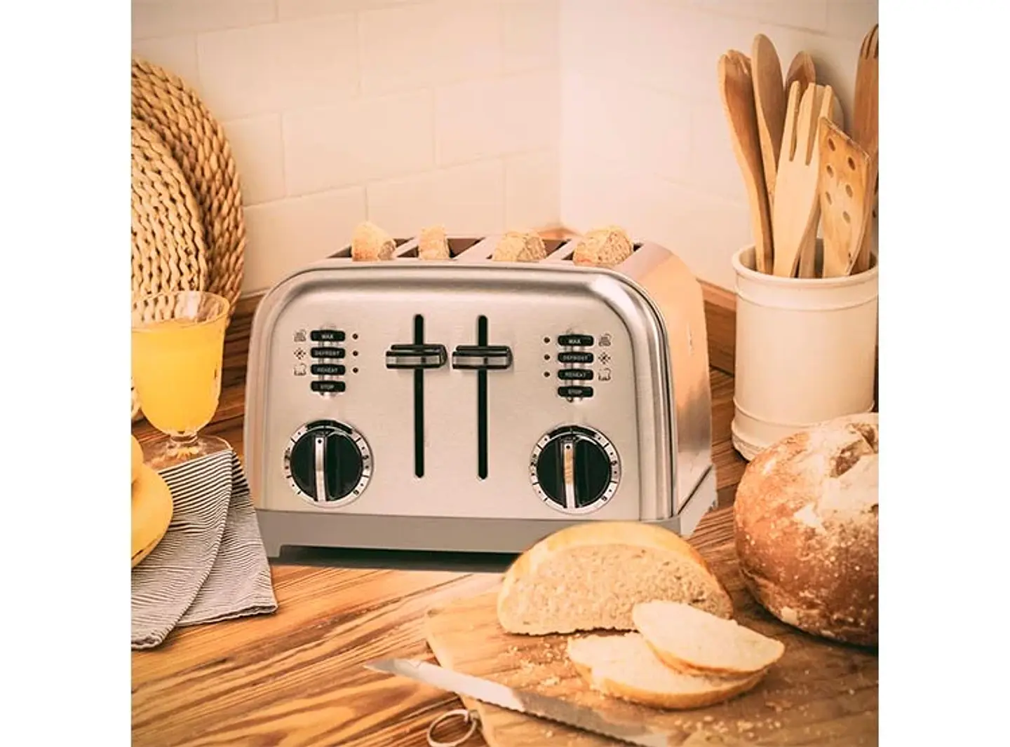 TOSTADOR CUISINART 4 REBANAS CLÁSICO CPT180CL 5