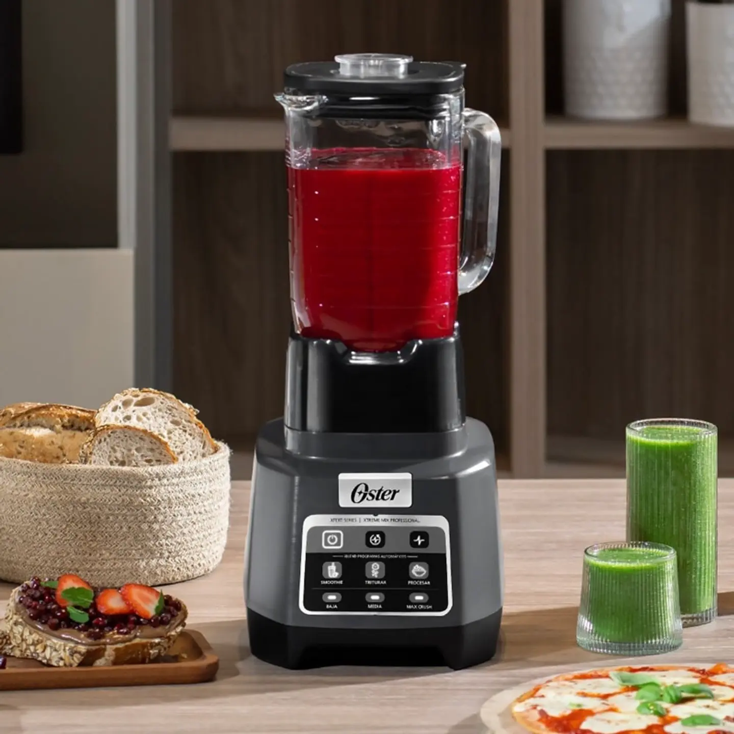 LICUADORA PROFESIONAL OSTER® XTREME MIX CON IBLEND Y MAX CRUSH BLSTXPG-BGW 4