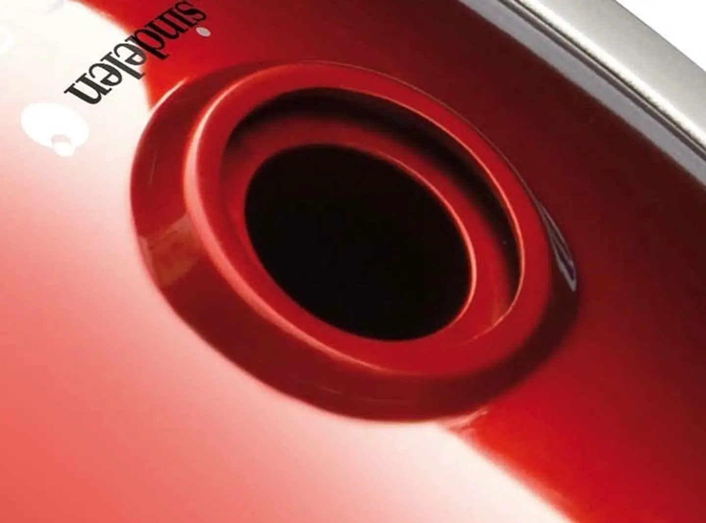 ASPIRADORA SINDELEN ROJA AP-3400RJ 2