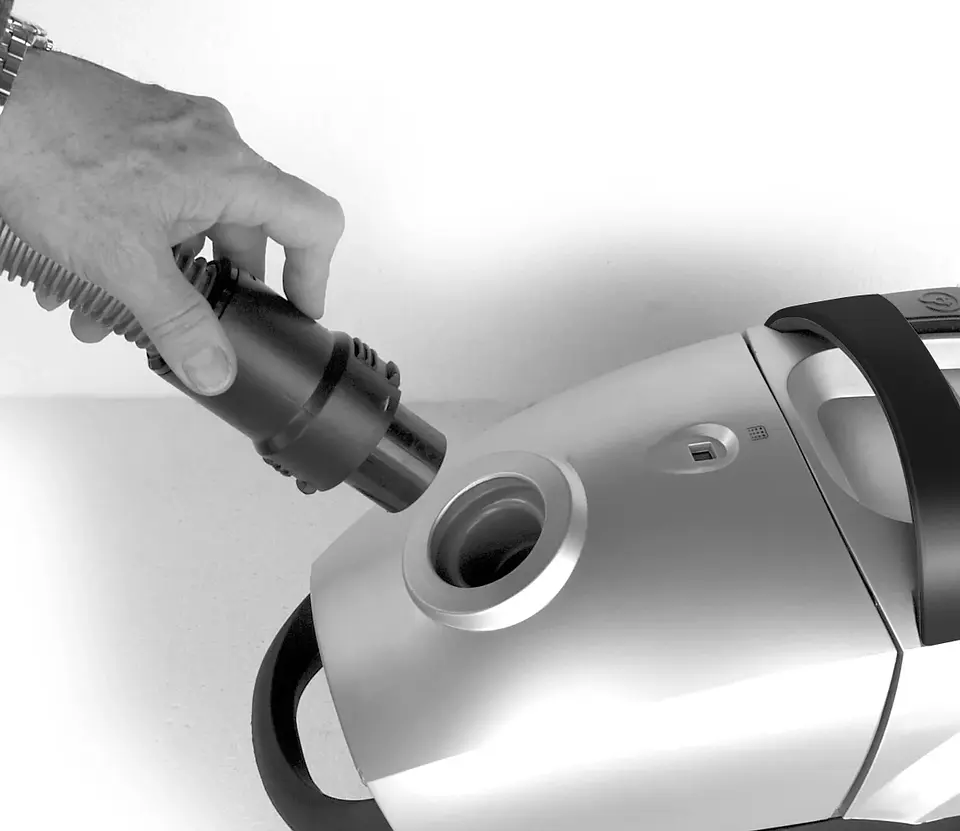 ASPIRADORA SILVER DUSTER II AP-2700SI 1