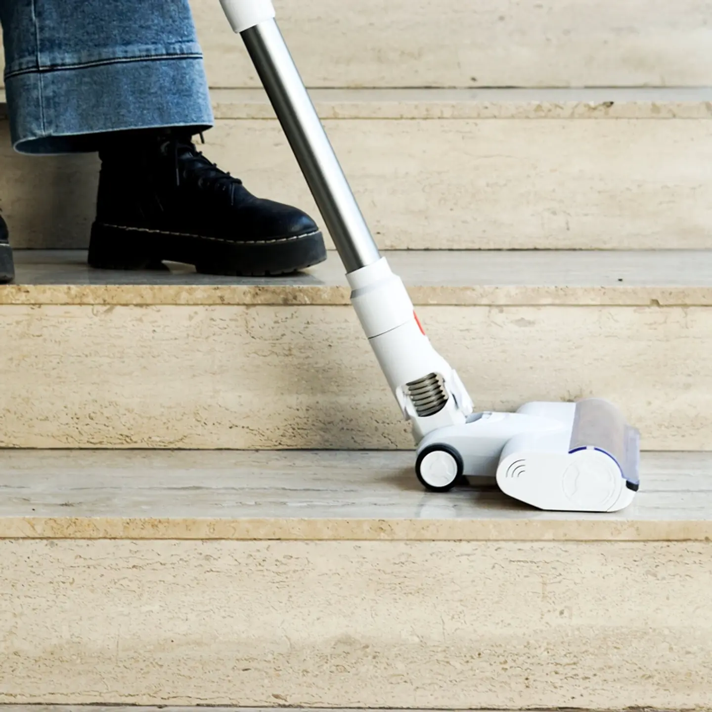 ASPIRADORA VERTICAL INALÁMBRICA D200 - 150W 6