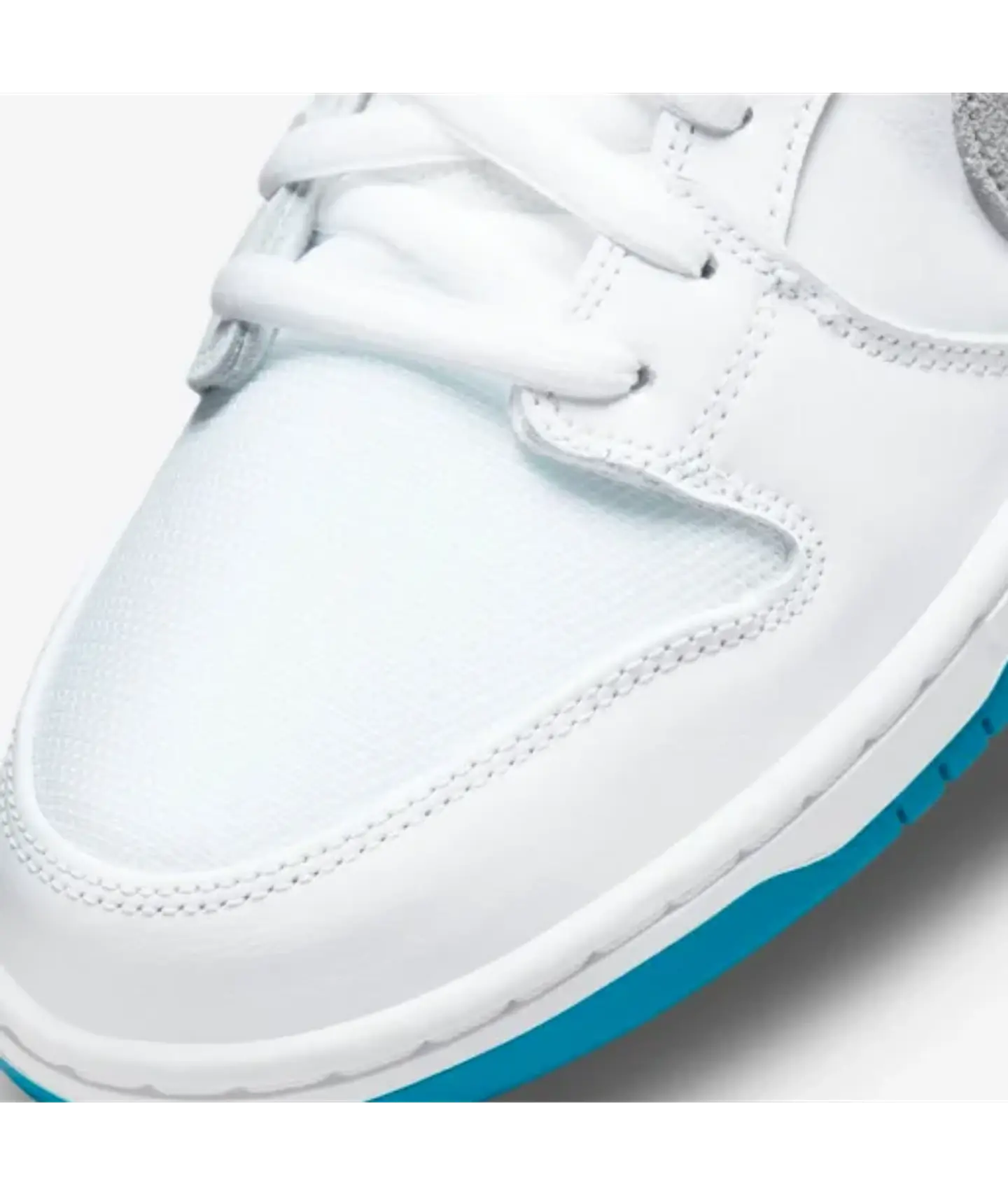 ZAPATILLAS NIKE DUNK LOW LASER BLUE 6