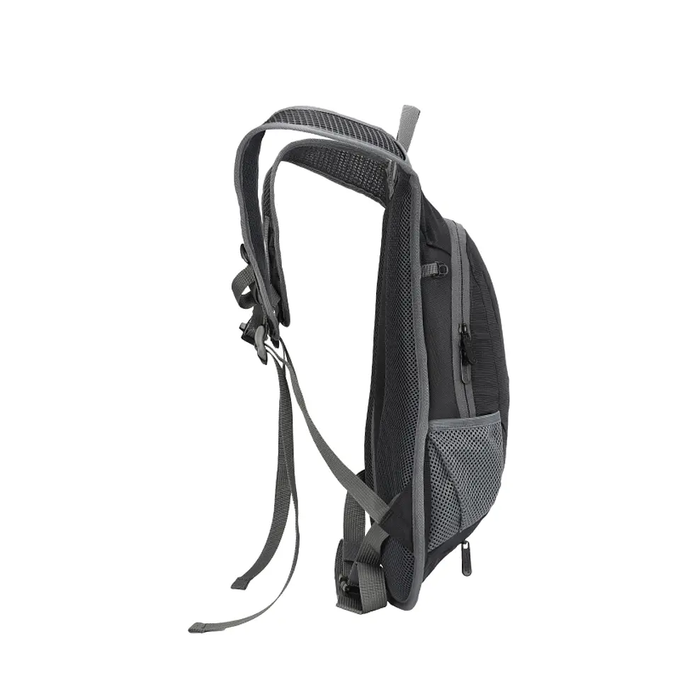 Mochila de Hidratación Teros TE-9034BK, incluye bolsa de agua de 2L, Poliéster 4