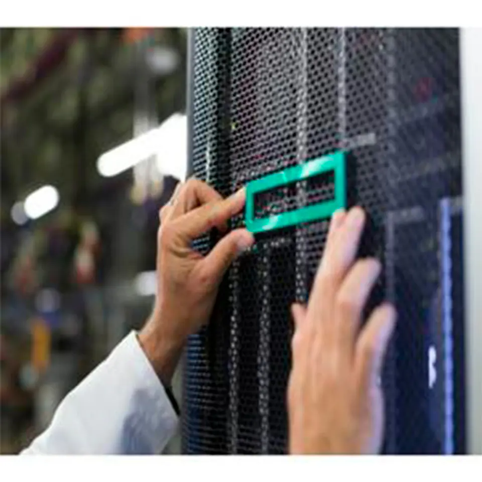 Unidad de Disco Solido HPE 960GB SATA 6G Read Intensive LFF LPC Multi Vendor SSD 1