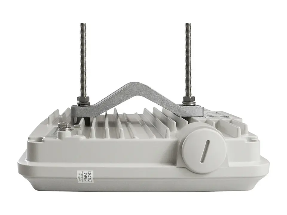 Astra Wireless E6-ST18-50 - Radio Terminal PTP/ST Evolution Banda dual (5.X + 6.X) - Capacidad de hasta 50 Mbps - Antena integrada 18 dBi - 1 Puerto GE. Incluye Inyector PoE (24W) y kit de montaje 1