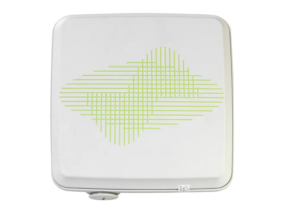 Astra Wireless E6-ST18-50 - Radio Terminal PTP/ST Evolution Banda dual (5.X + 6.X) - Capacidad de hasta 50 Mbps - Antena integrada 18 dBi - 1 Puerto GE. Incluye Inyector PoE (24W) y kit de montaje 3