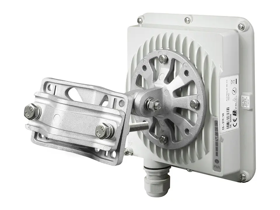 Astra Wireless E6-STE-50 - Radio Terminal PTP/ST Evolution, Banda dual (5.X + 6.X), 50 Mbps, Conector tipo 2xN para antena externa, 1xGE. Incluye Inyector PoE (24W) y kit de montaje 3