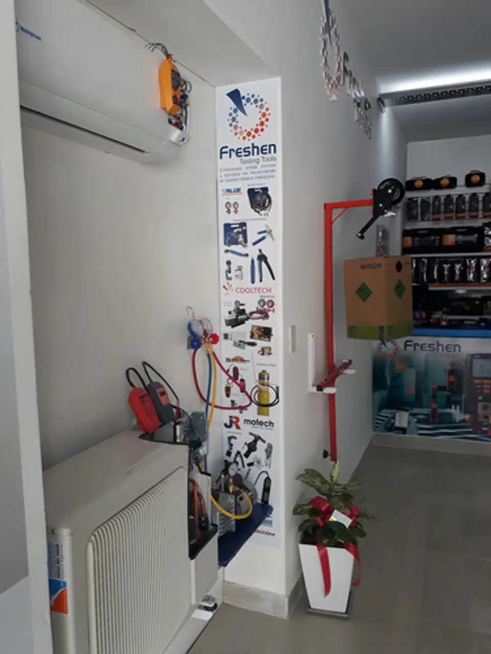 Pinza Amperimétrica Digital Dt202 400a 6