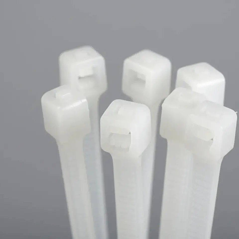 Amarras Plasticas Inoxcrom 20 Cm Bolsa De 100 Amarras Blanca 4