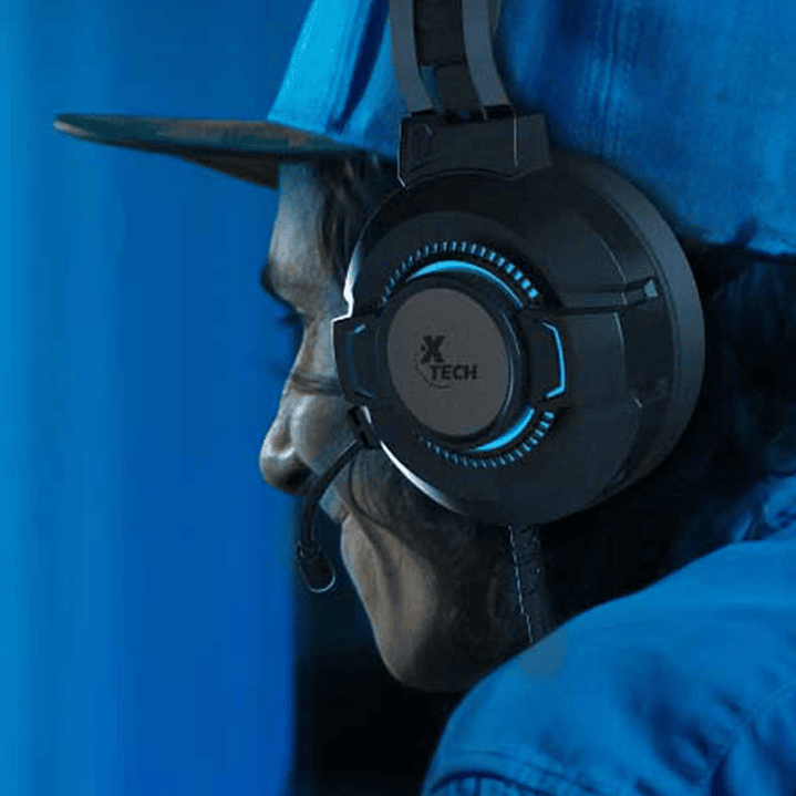 Audífonos Over-Ear Gamer Con Cable 3.5mm + USB Xtech Morrighan XTH565 3