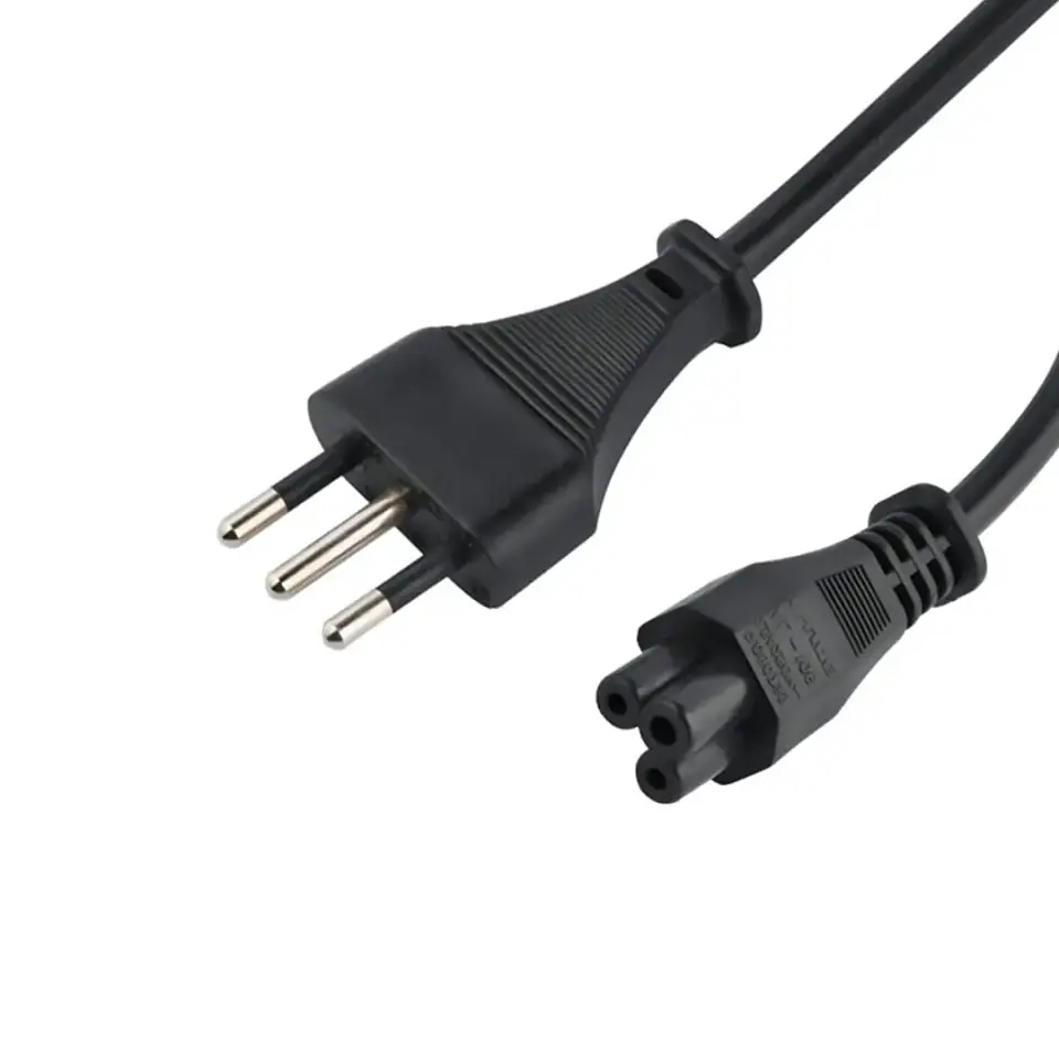 Cable de Poder Tipo Trebol 1.8 Mts 0150079 1