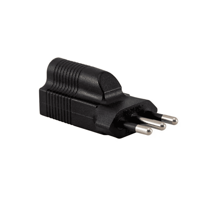 Adaptador de Enchufe Americano a Nacional 250V 10A 3