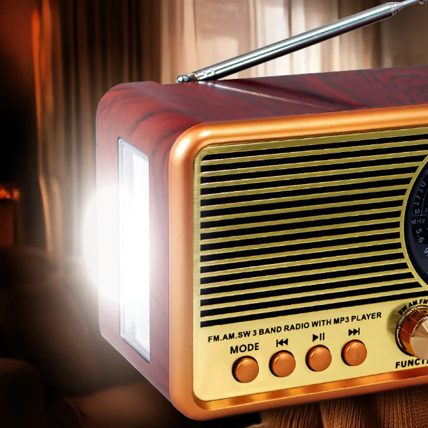 Radio Classic BT Recargable y a Pilas con Linterna Mlab 2