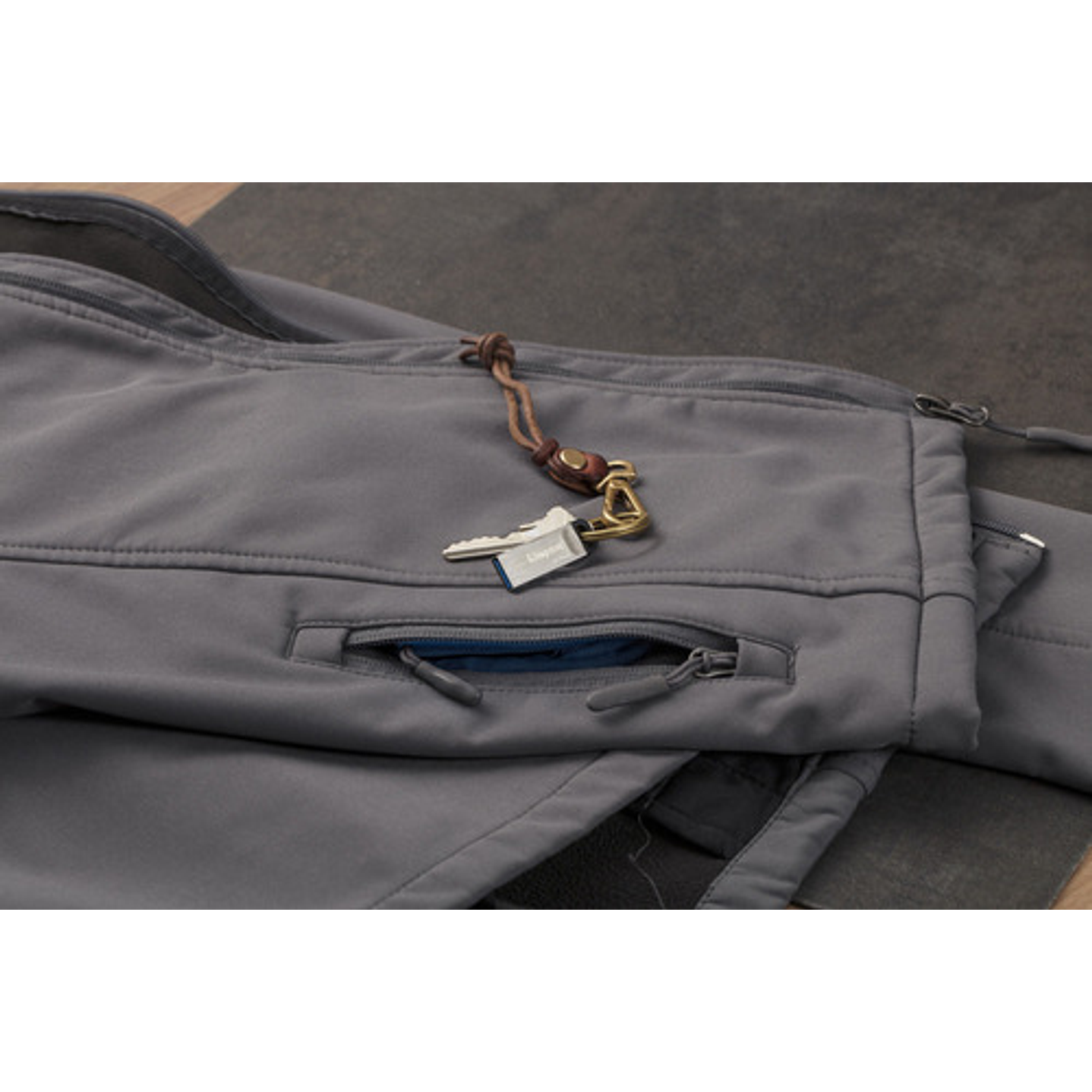 Pendrive Kingston Data Traveler Kyson 128gb Usb 3.2 Plateado 4