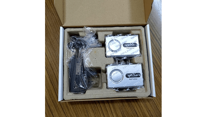 Poe Adapter Kit Tl-poe200 Caja Deteriorada 4
