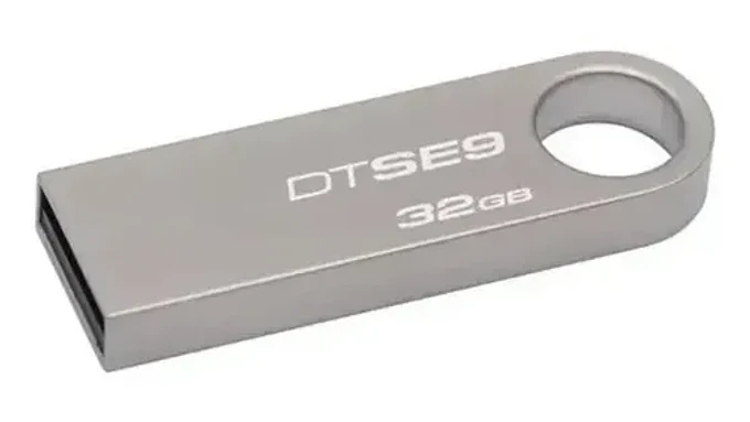 Pendrive Datatraveler Se9 Dtse9h 32gb 2.0 Plateado Sin Caja 1