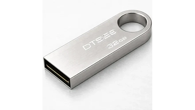 Pendrive Datatraveler Se9 Dtse9h 32gb 2.0 Plateado Sin Caja 3