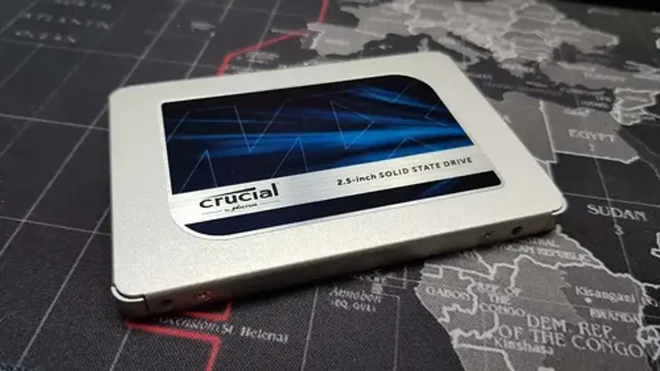 Crucial MX500 CT500MX500SSD1 500 GB 4