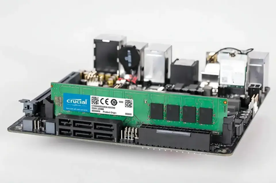 Memoria Ram Crucial 8gb Ddr4 2666mhz Udimm Pc4-21300 Oem 5