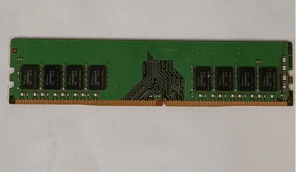 Memoria Ram Hynix 8gb Ddr4 2400mhz Udimm Pc4-19200 Oem 3