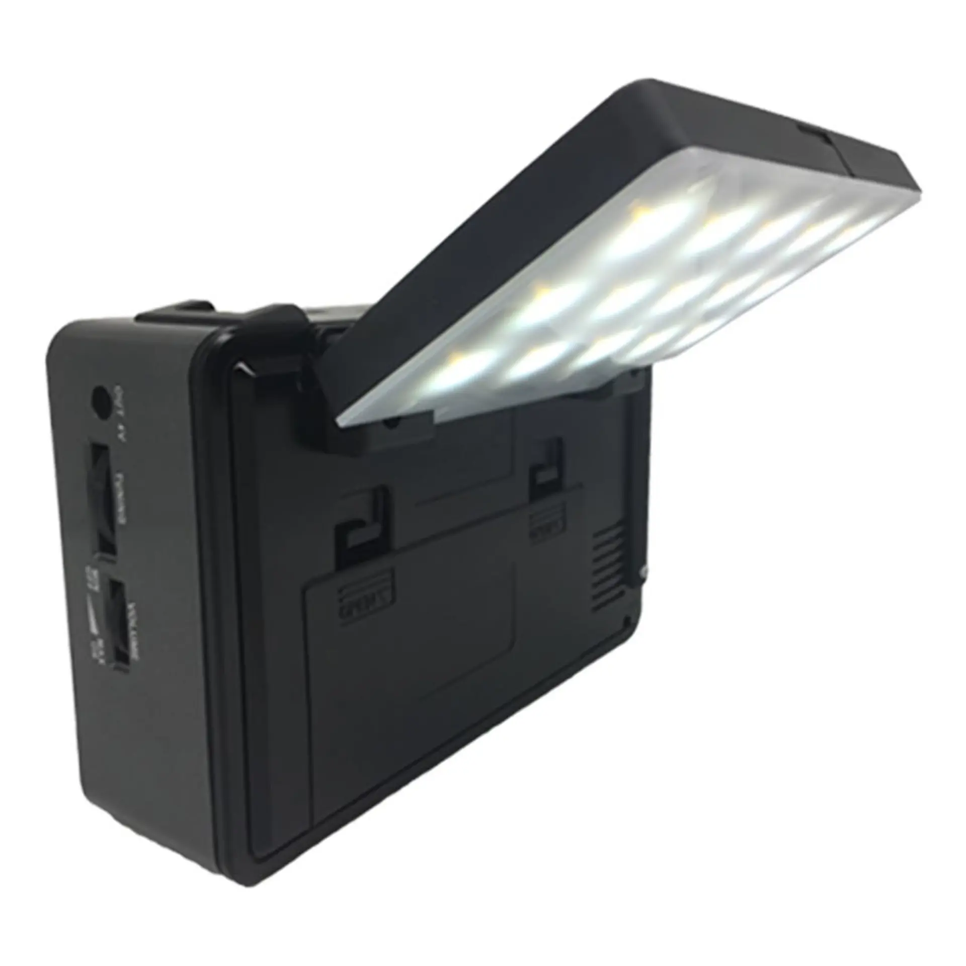 Radio Solar Recargable IRT Con Lampara 8 bandas 2