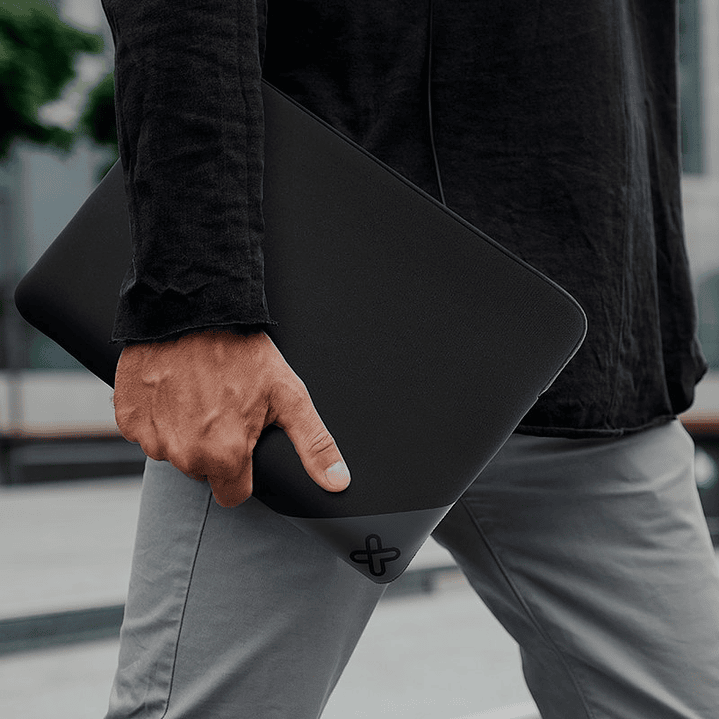 Funda Notebook 15.6 Klip Xtreme KNS-120bk 5