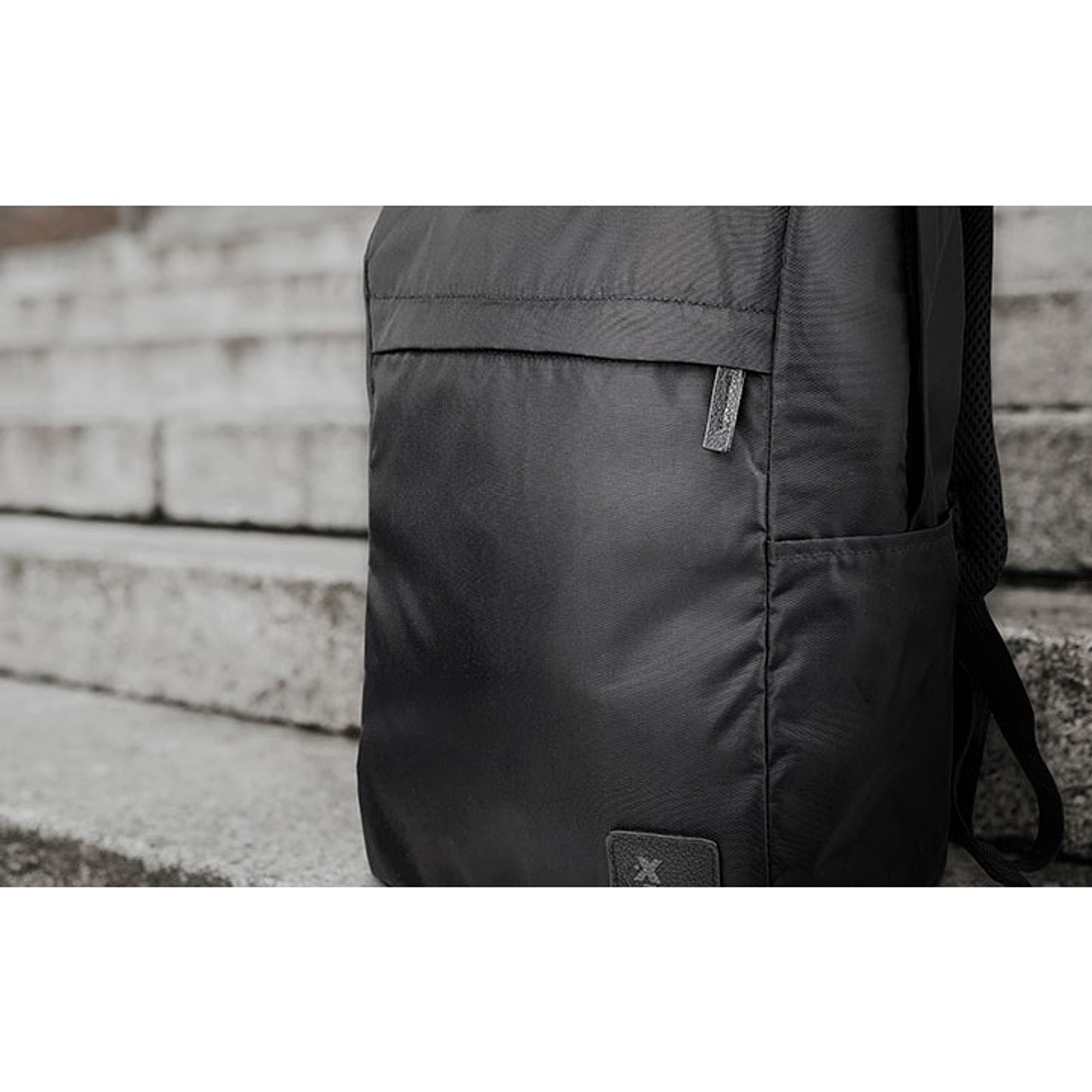 Mochila Notebook Xtech 15.6 XTB-209 Negra 4