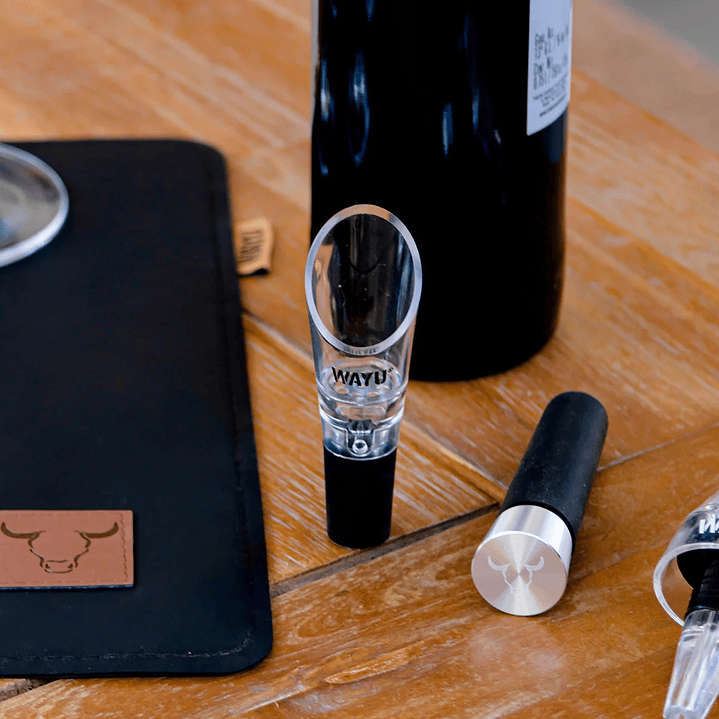 Set De Aireador Y Tapon Vino Wayu 2