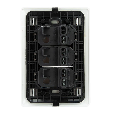 Interruptor Triple Pared Muro 250v 10a Philco Blanco 