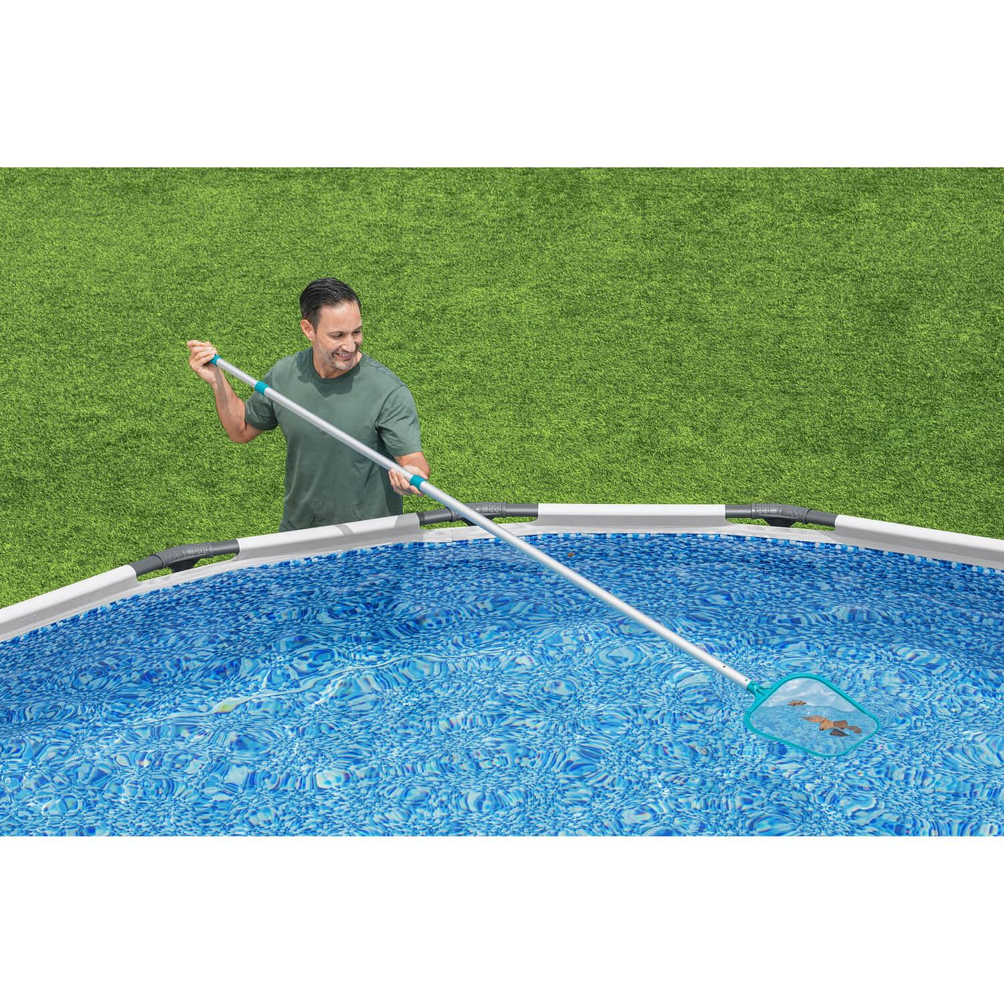 Red Plana Limpieza Piscina Flowclear 32cm Bestway  4