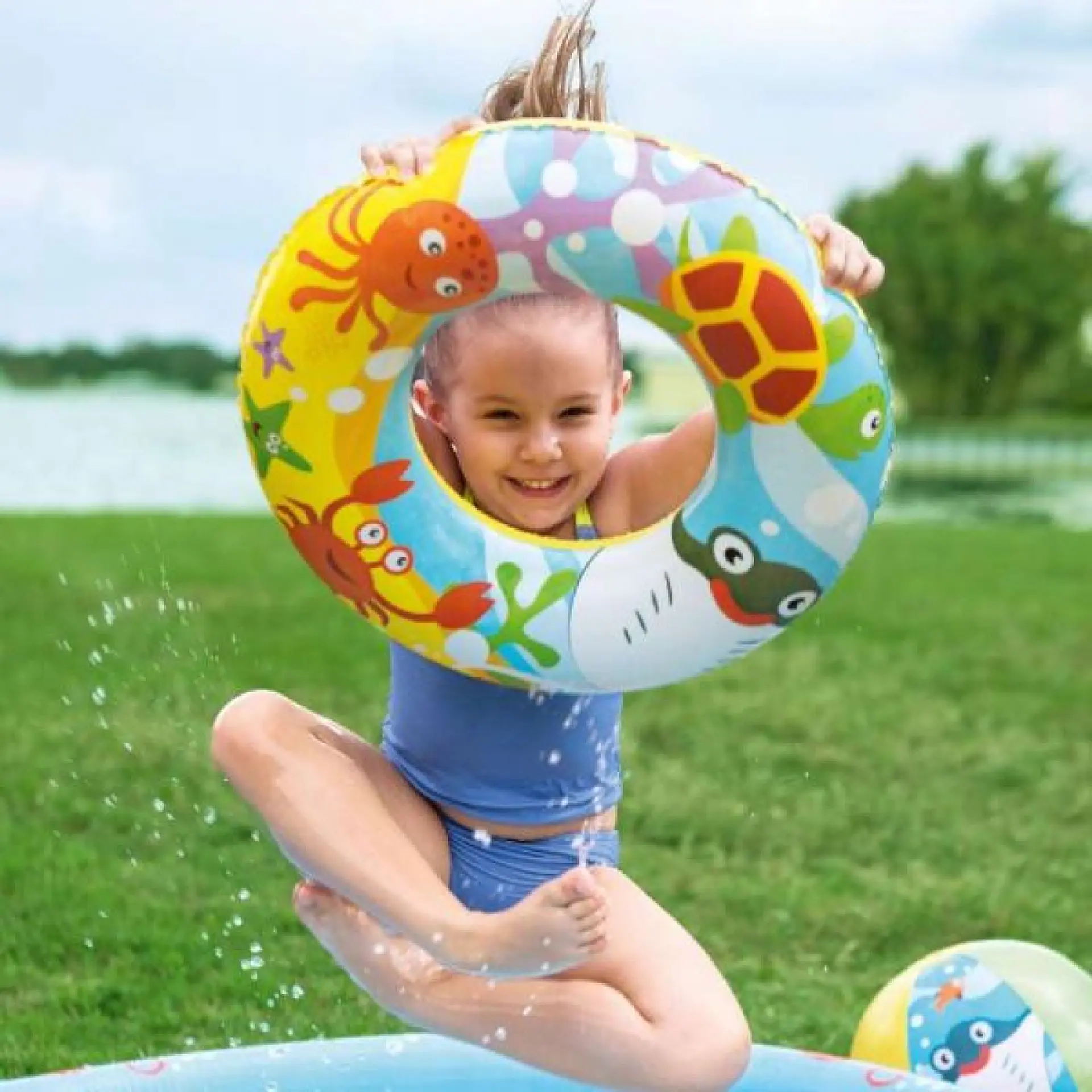 Piscina Inflable + Aro + Pelota 122cm Bestway  5