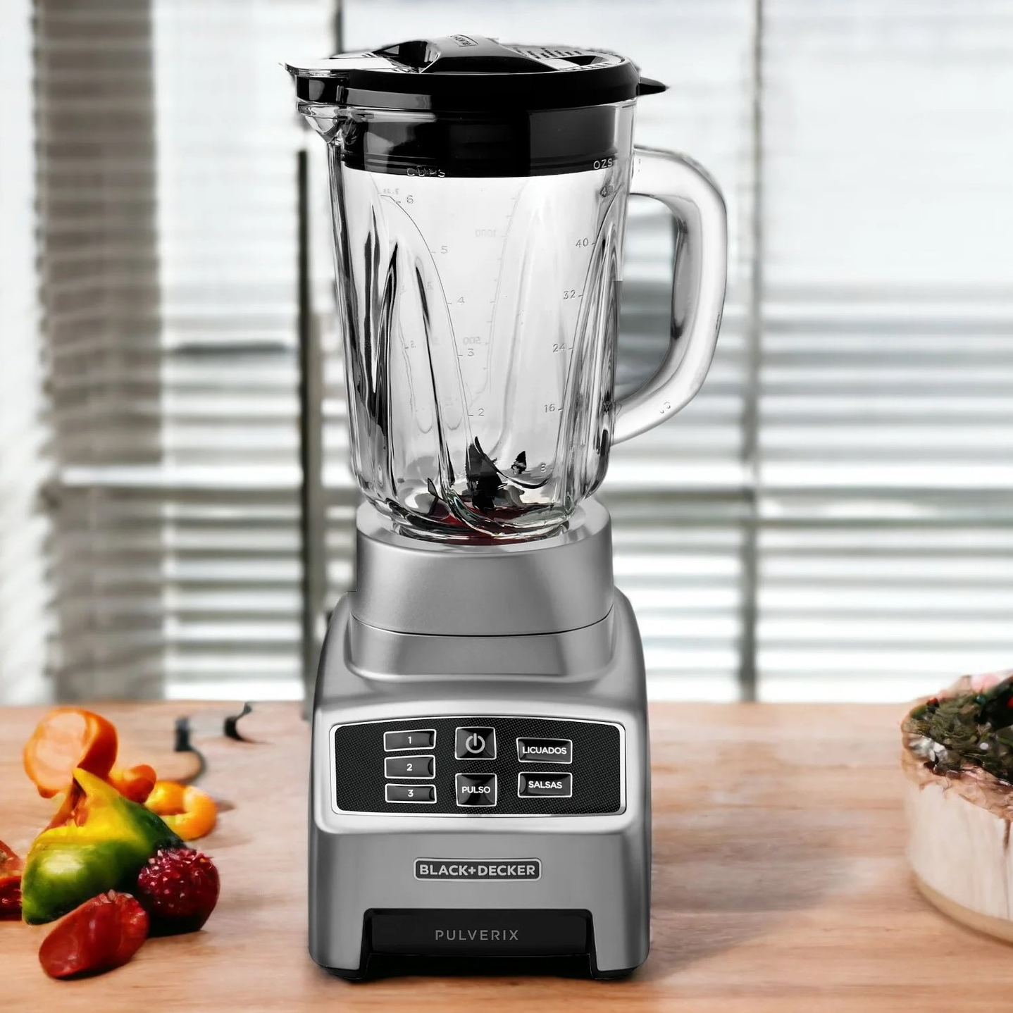 Licuadora Black+Decker 700 Watt 6 Aspas BL1840MS-CL 6