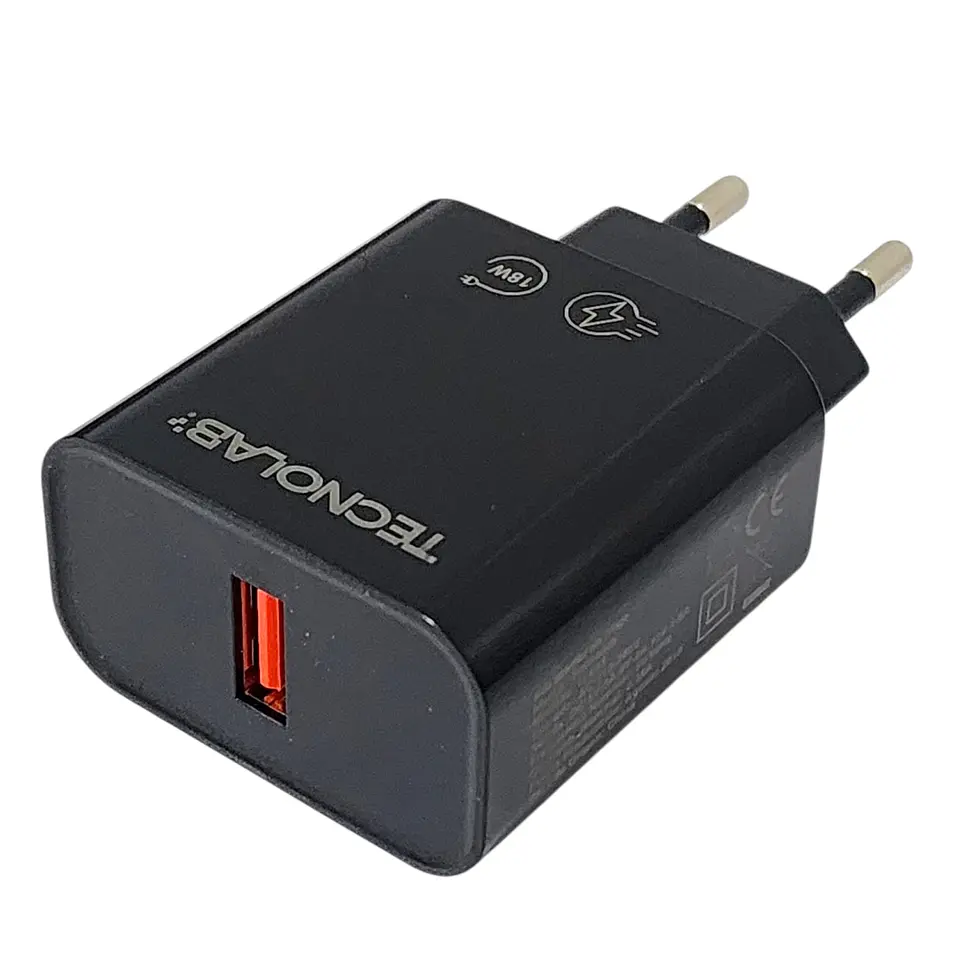 Cargador de Pared 18W QC + Cable USB a LTNG TL466BK Tecnolab 4