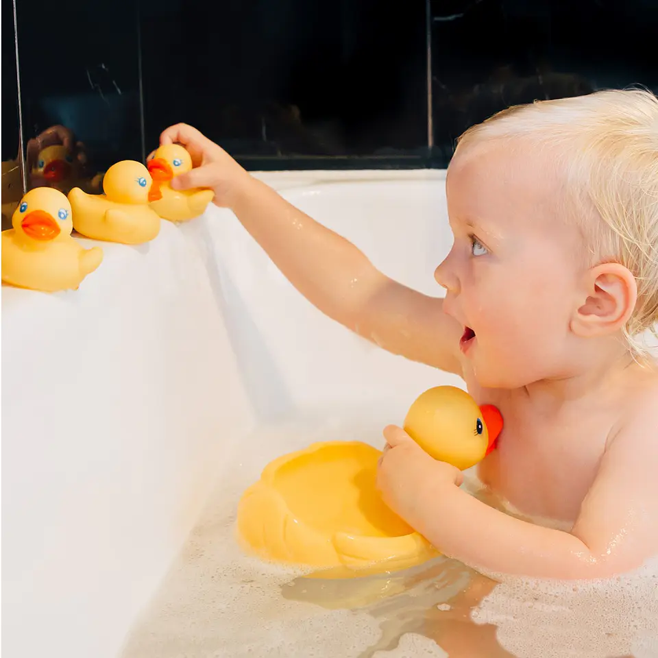 Set Juego De Baño Familia De Patitos Playgro 4