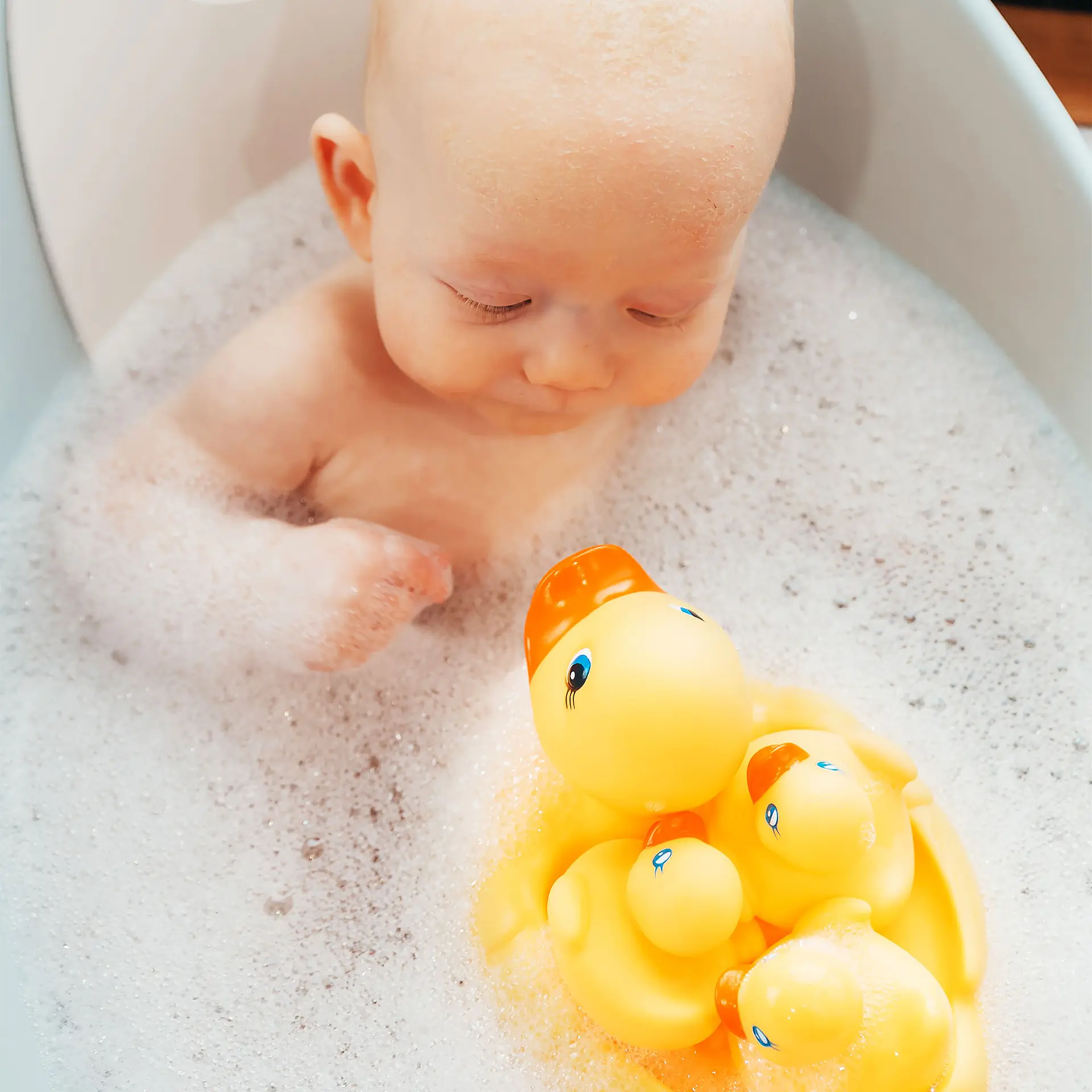 Set Juego De Baño Familia De Patitos Playgro 9