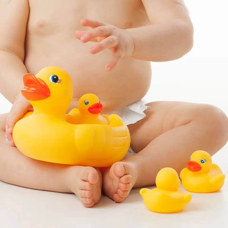 Set Juego De Baño Familia De Patitos Playgro 11