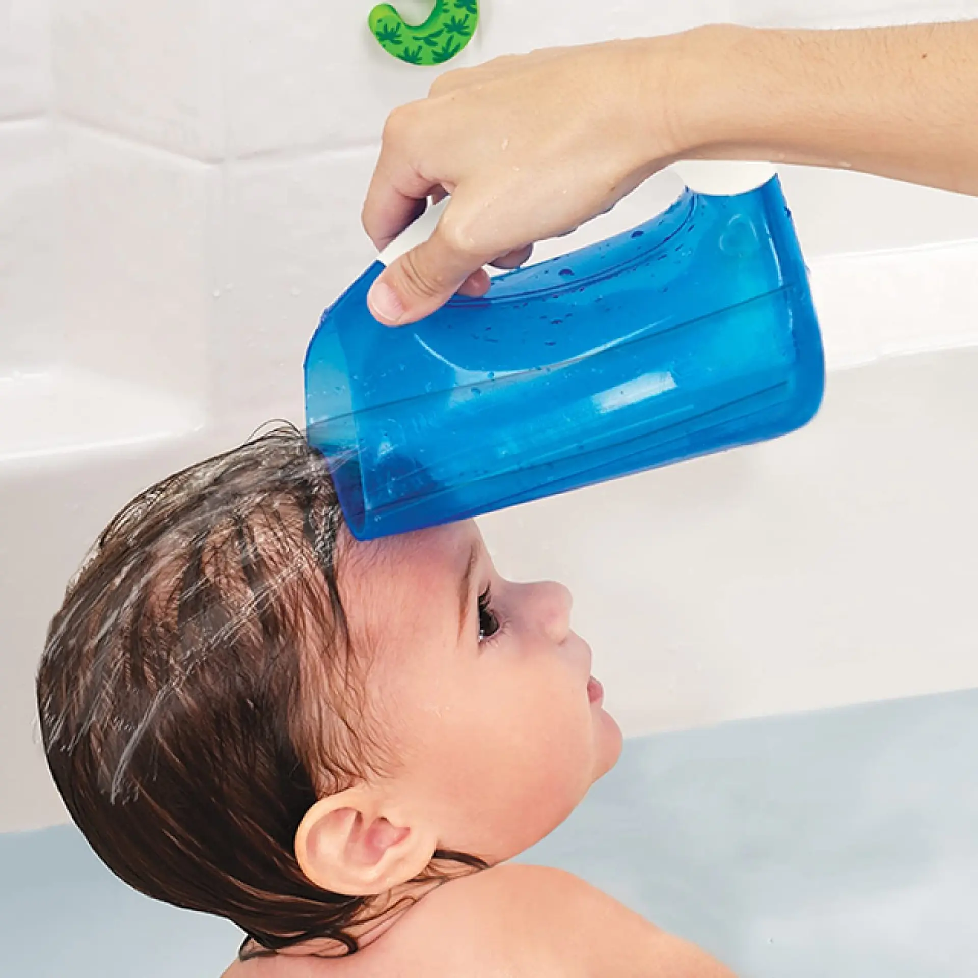 Jarro De Enjuague Para el Baño del Bebe Munchkin 4