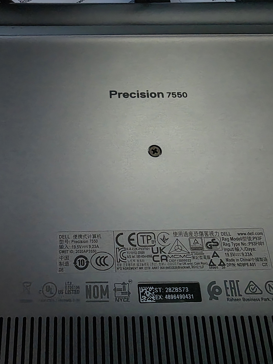 Carcaça Base Inferior (Bottom) – Dell Precision 7550 4